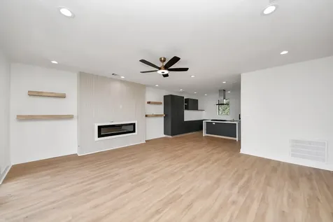 9022 Ferdinand Street Houston TX 77051