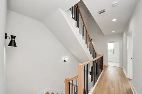 9022 Ferdinand Street Houston TX 77051