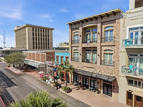 2214 Post Office Street 1a Galveston TX 77550