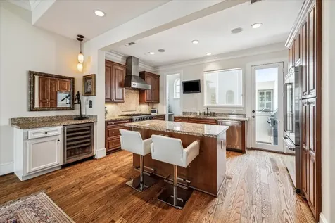 5213 Feagan Street A Houston TX 77007