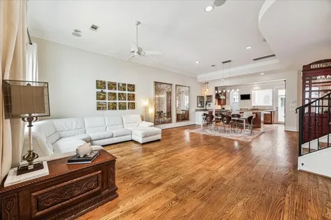 5213 Feagan Street A Houston TX 77007