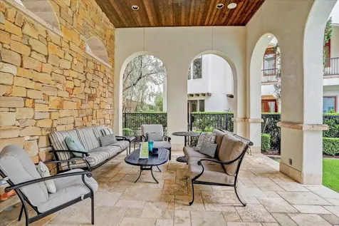 5213 Feagan Street A Houston TX 77007
