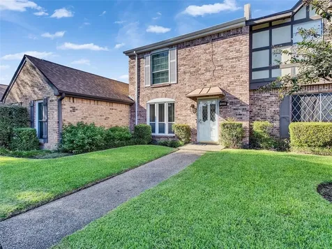 1320 Town Circle 1 Baytown TX 77520