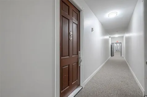 4515 Briar Hollow Place 305 Houston TX 77027