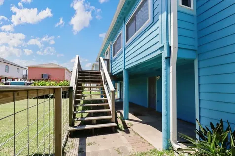 315 Coral Court Surfside Beach TX 77541