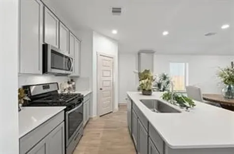 8027 Milam Lane Rosharon TX 77583