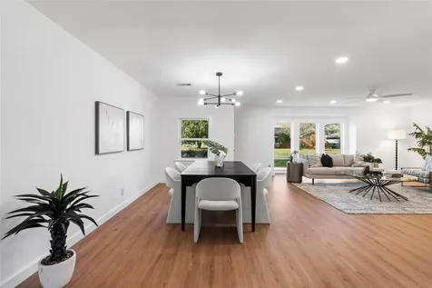 5023 Redstart Street Houston TX 77035
