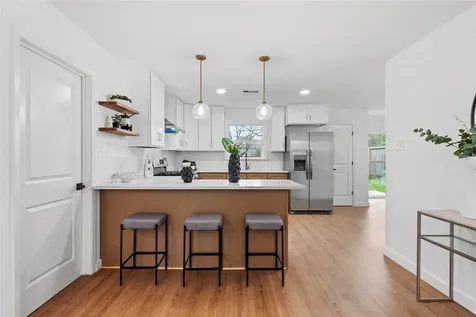 5023 Redstart Street Houston TX 77035