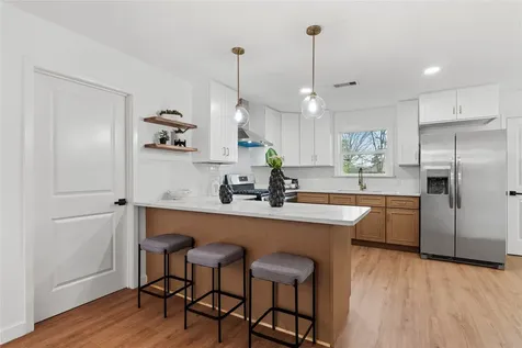 5023 Redstart Street Houston TX 77035