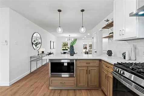 5023 Redstart Street Houston TX 77035
