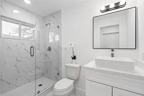 5023 Redstart Street Houston TX 77035