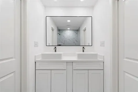 5023 Redstart Street Houston TX 77035