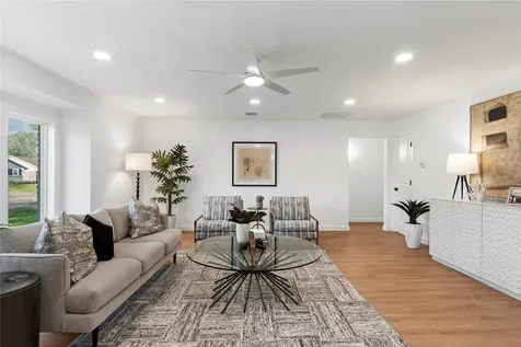 5023 Redstart Street Houston TX 77035