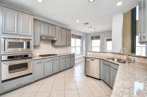 2923 Manchester Cove Missouri City TX 77459