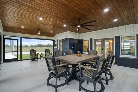 15308 Hubenak Needville TX 77461