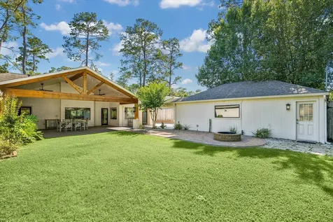 10102 Candlewood Drive Houston TX 77042
