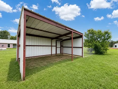 829 Fm 1004 W Kirbyville TX 75956