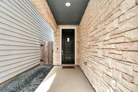 11012 Mikula Drive Houston TX 77043