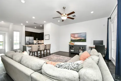 11012 Mikula Drive Houston TX 77043