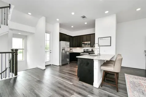 11012 Mikula Drive Houston TX 77043