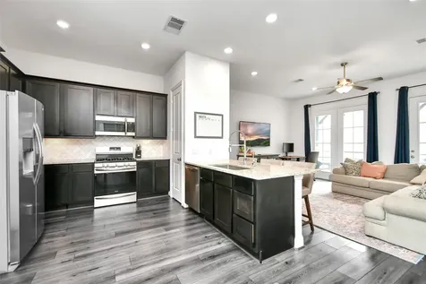 11012 Mikula Drive Houston TX 77043