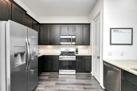 11012 Mikula Drive Houston TX 77043