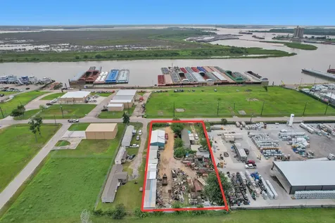 908 Lakeside Drive Channelview TX 77530