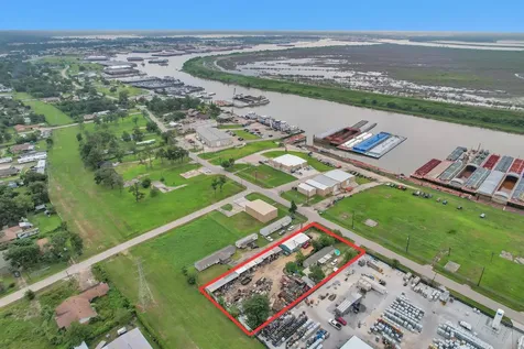 908 Lakeside Drive Channelview TX 77530