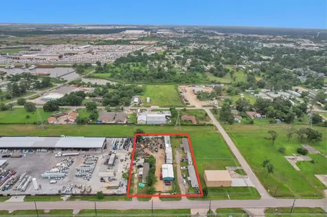 908 Lakeside Drive Channelview TX 77530