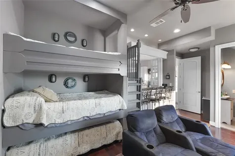 11 Lookout Ridge Huntsville TX 77340