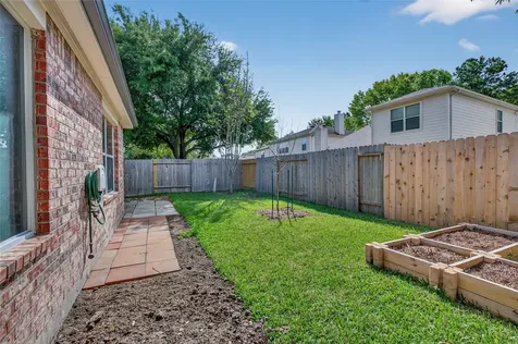 17331 Stone Peaks Drive Houston TX 77095
