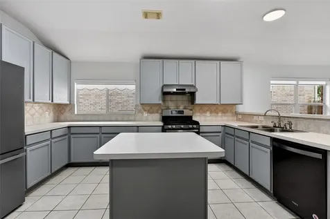 17331 Stone Peaks Drive Houston TX 77095