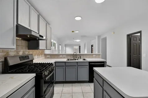 17331 Stone Peaks Drive Houston TX 77095