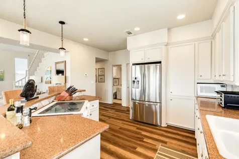 1319 Coral Way Tiki Island TX 77554