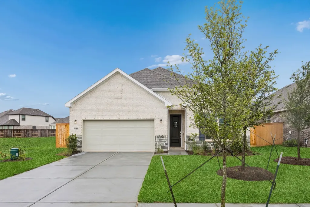 13722 Ballast Green Drive Texas City TX 77568
