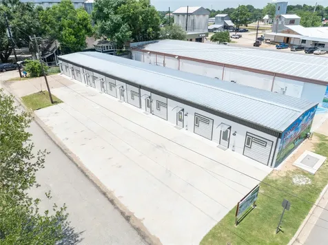 2612 Castle Street H Waller TX 77484