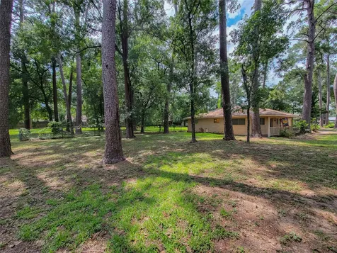 12119 A Beverly Drive Houston TX 77065