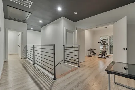 346 Camden Hills W Montgomery TX 77356