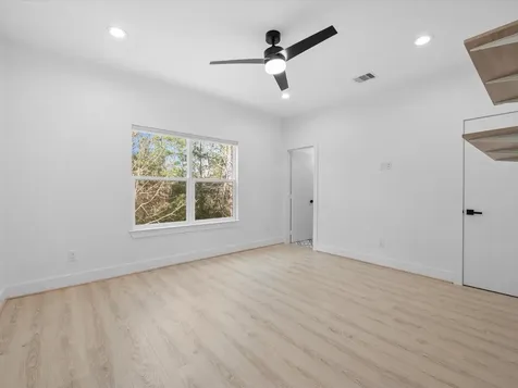 346 Camden Hills W Montgomery TX 77356