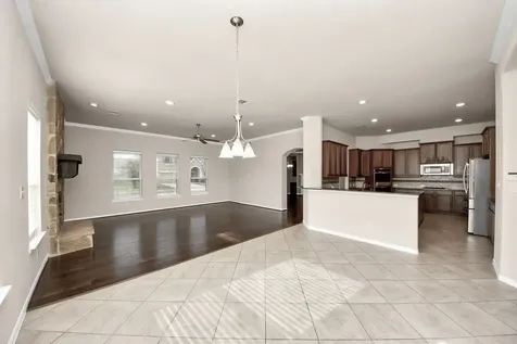 4002 Broadmoor Drive Mont Belvieu TX 77523