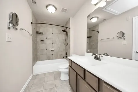 4002 Broadmoor Drive Mont Belvieu TX 77523