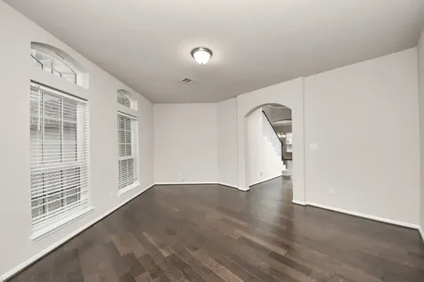 4002 Broadmoor Drive Mont Belvieu TX 77523