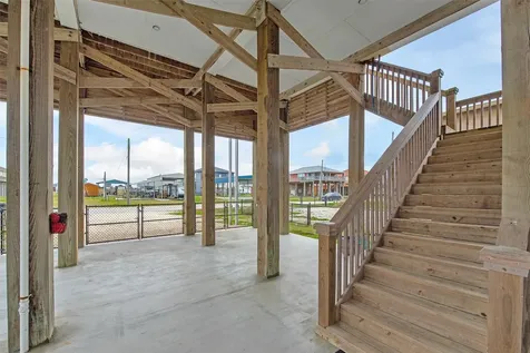 858 East Road Crystal Beach TX 77650