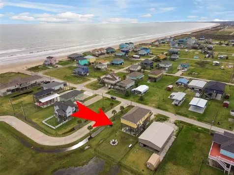 858 East Road Crystal Beach TX 77650