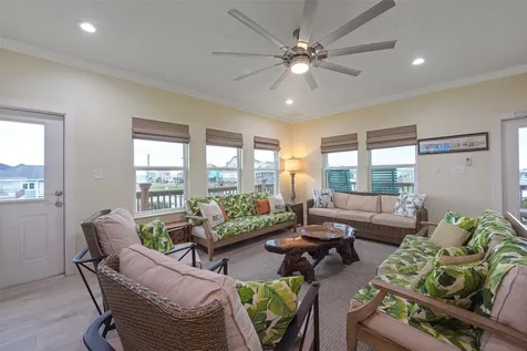 858 East Road Crystal Beach TX 77650
