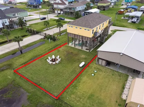 858 East Road Crystal Beach TX 77650