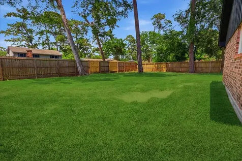 3300 Knight Lane Baytown TX 77521