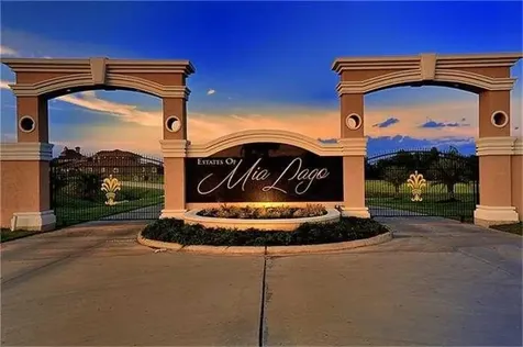 154 Mia Lago Drive Montgomery TX 77356