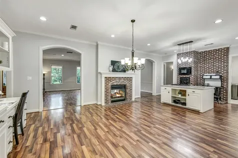 30311 N Holly Oaks Circle Magnolia TX 77355