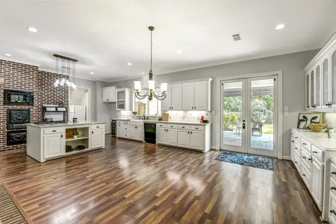 30311 N Holly Oaks Circle Magnolia TX 77355